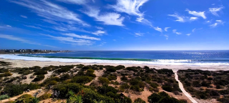 4 Bedroom Property for Sale in Britannia Bay Western Cape
